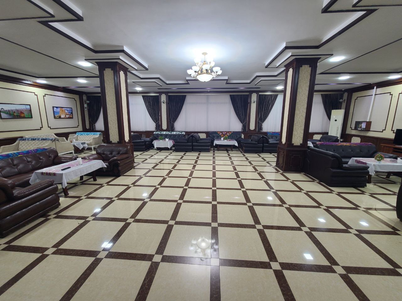 VIP-зал Qarshi vokzal