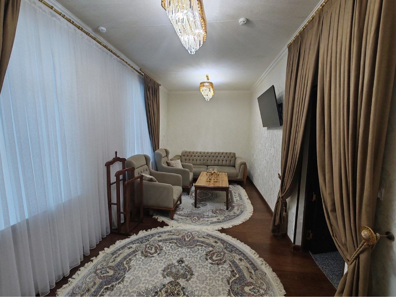 VIP-зал Shovot vokzali